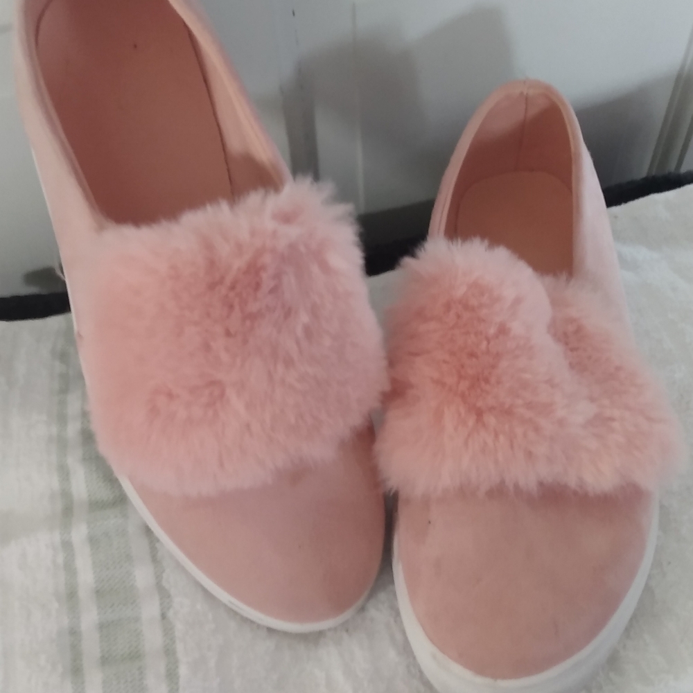 Shoe